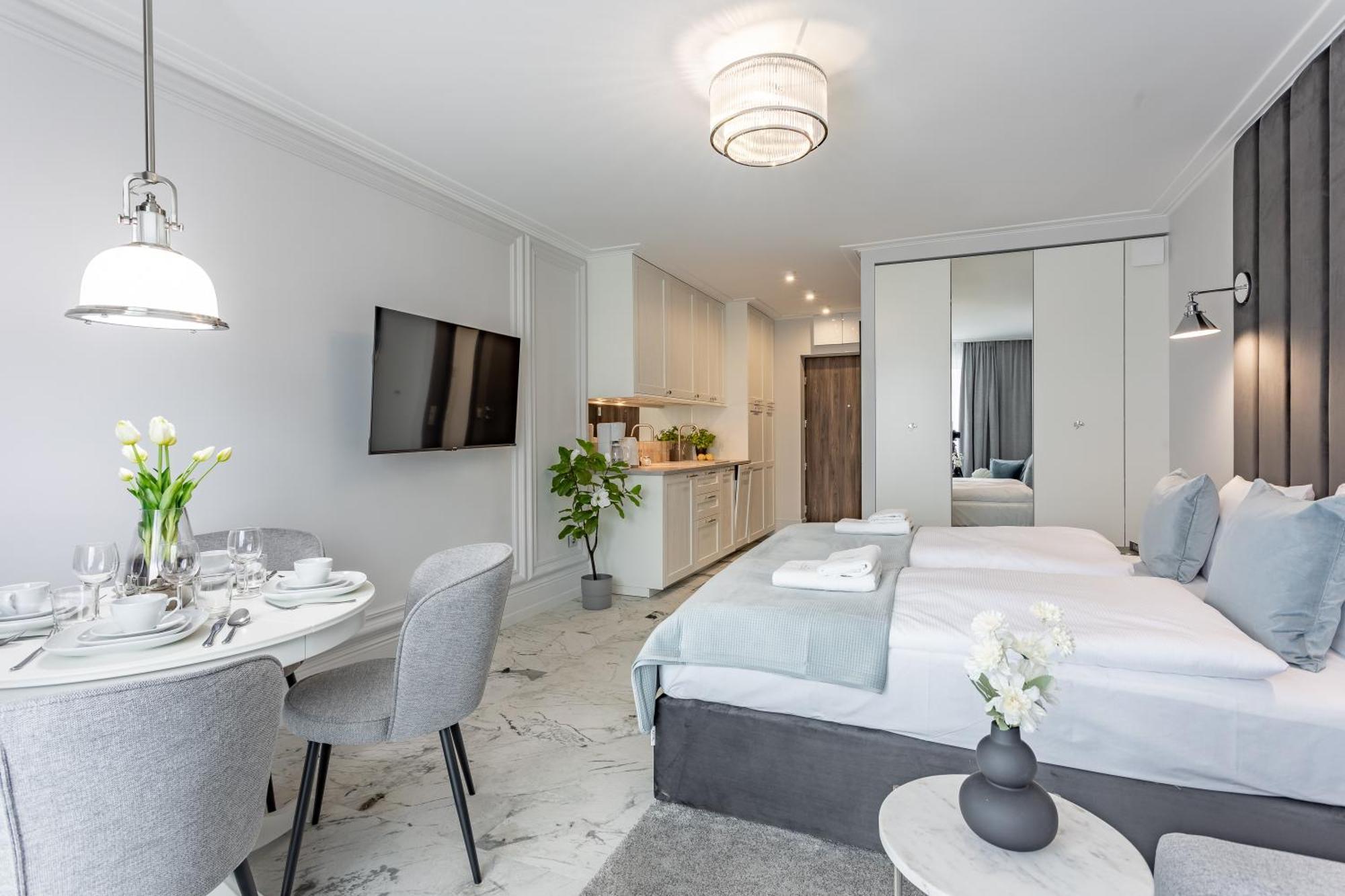 206 Apartment *